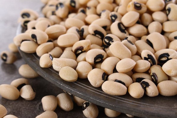 photo.Blue-eyed beans